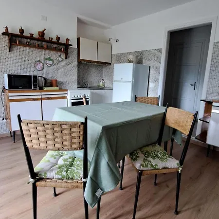 Casa Lino * Premia